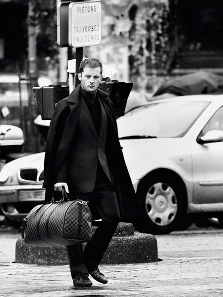 ��������� ������� ����� � ����������� Damier Graphite. �����-���� 2008/09.