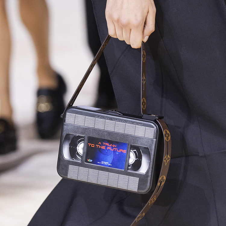 ������� ������������ ������ ������ ���� � ������