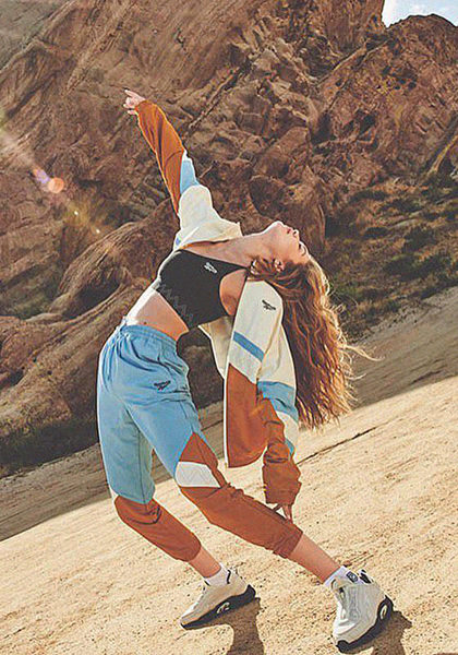 ���� ���: ���������� ������ Reebok x Gigi Hadid